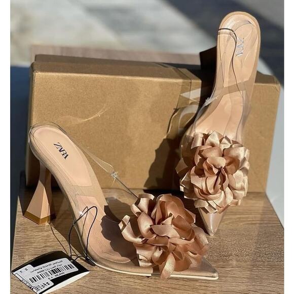 RARE!!! ZARA Pointed Toe Embellished Heels NWT LAST ONE!!! - Picture 1 of 16